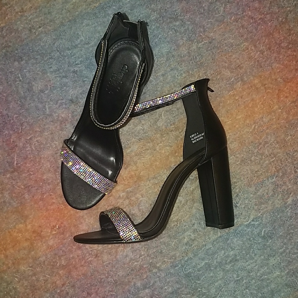 High heel shoes